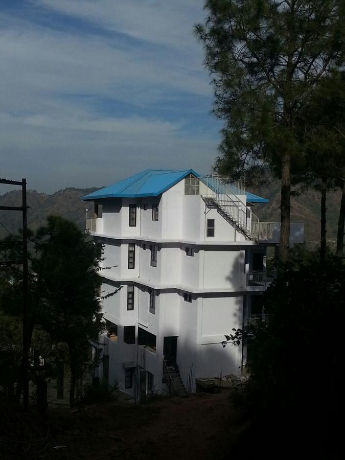 Bed and Breakfast Terrace Retreat à Kasauli Extérieur photo